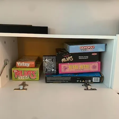 Omakotitalo Rauhallisella Sijainnilla Laehellae Keskustaa Maksuton Pysaekoeinti Ja Puusauna Daire *