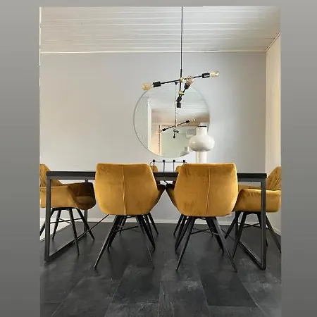 Daire Omakotitalo Rauhallisella Sijainnilla Laehellae Keskustaa Maksuton Pysaekoeinti Ja Puusauna Hämeenlinna