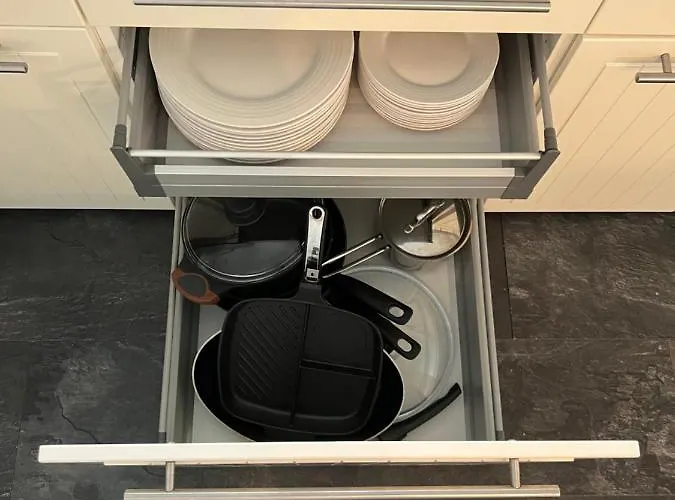 Omakotitalo Rauhallisella Sijainnilla Laehellae Keskustaa Maksuton Pysaekoeinti Ja Puusauna * 海门林纳